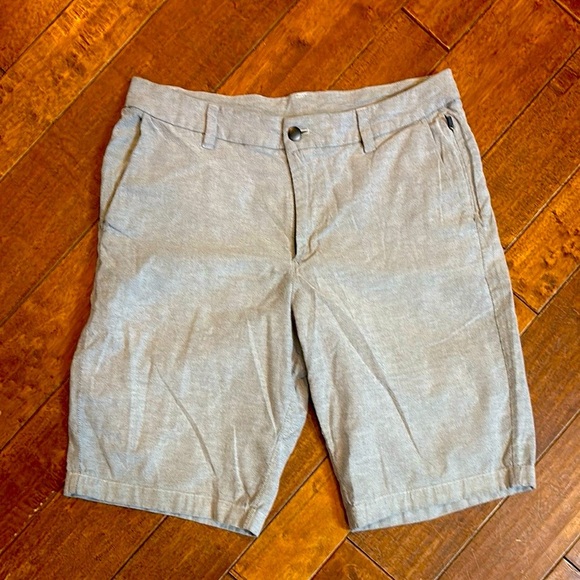 Lululemon Men's Gray Casual Shorts 32 - Picture 1 of 7